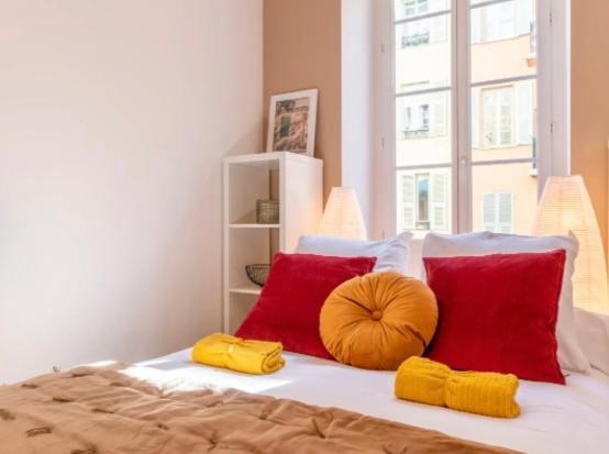 Marais-air Conditioner-2 Bedroom-quiet